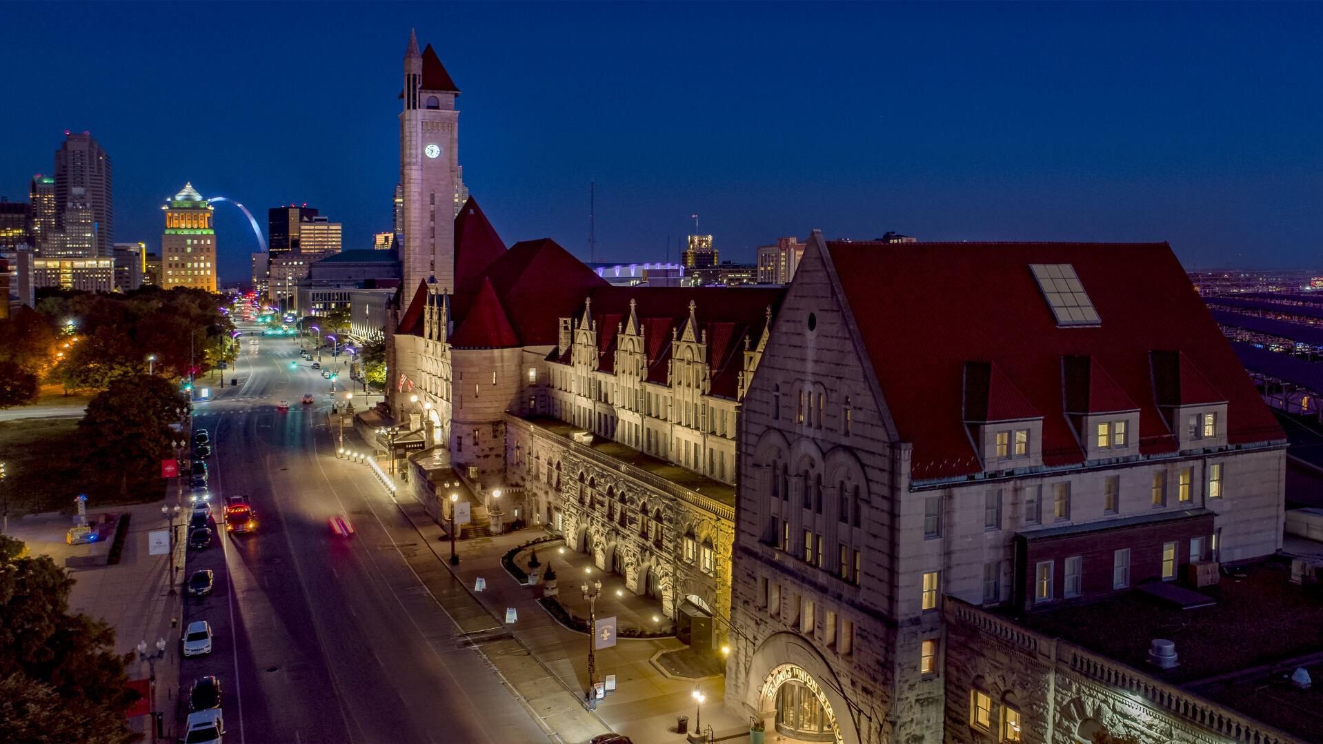 Chicagoland, this iconic historical landmark has your summertime must-do’s